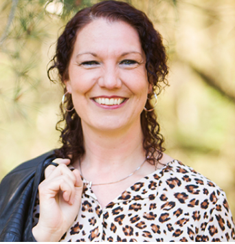 L.(Loes) Radermacher